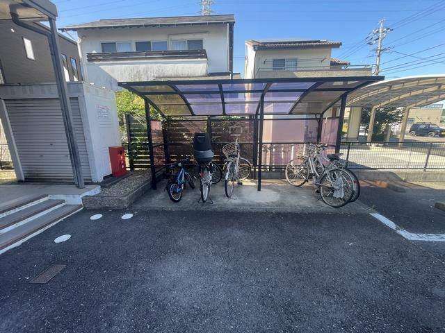 ロイヤルグリーンハイツ
