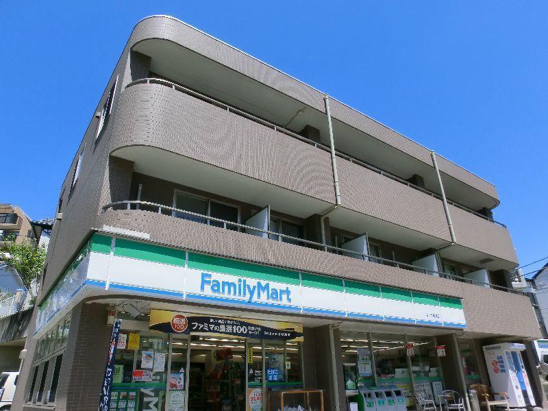 京急本線 京急田浦駅 徒歩8分  築18年(1K/2階)