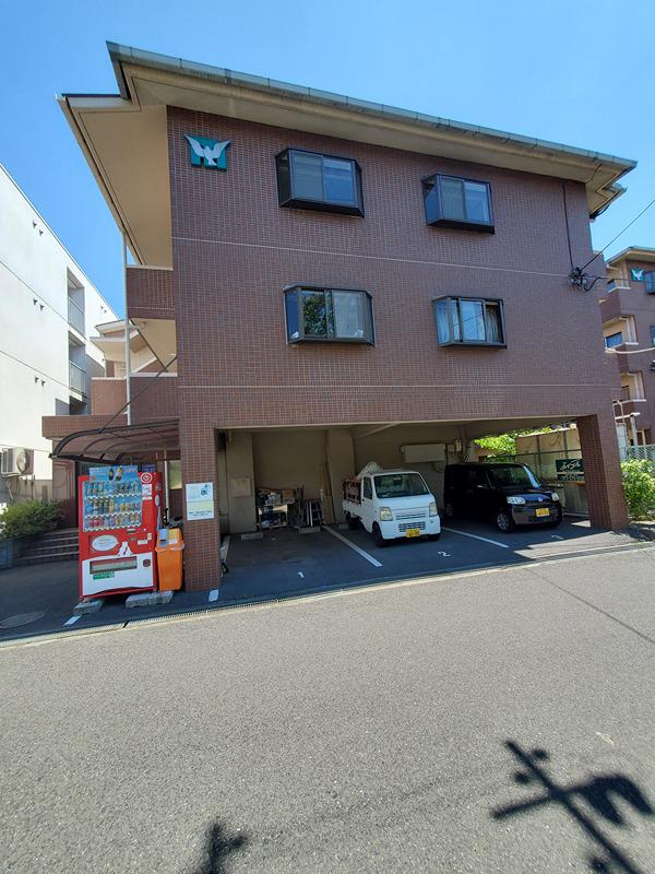 AXIS JUNII番館