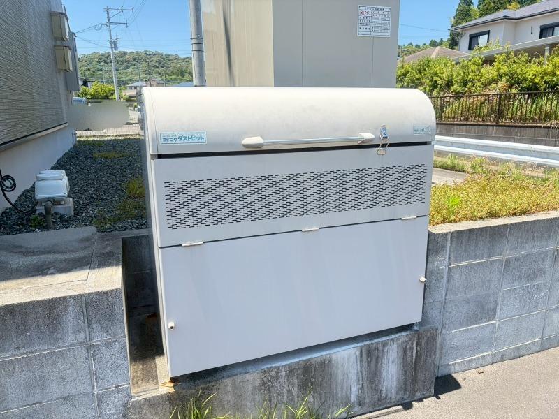 ハレクラニ川内A棟
