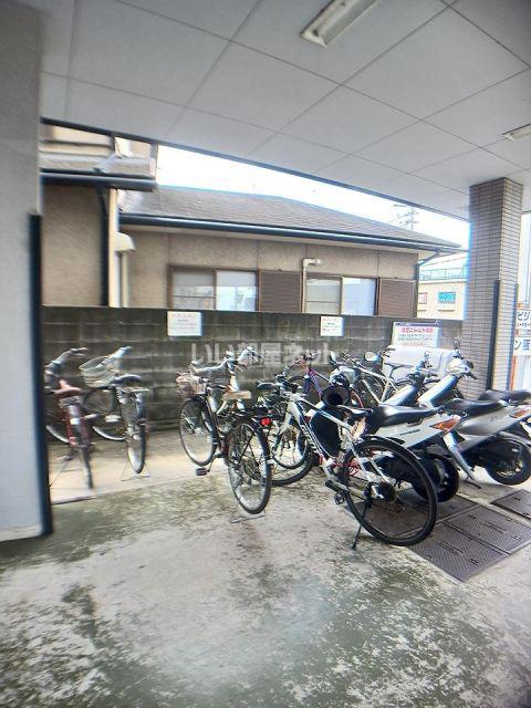メゾン阪南II