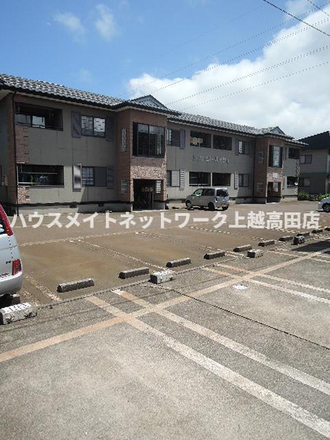 カントリーハイツB