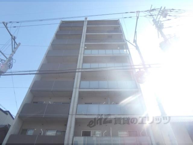 アール・ツー・コート