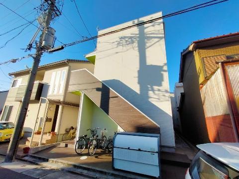 PINOFIORE ERBAピノフィオーレエ