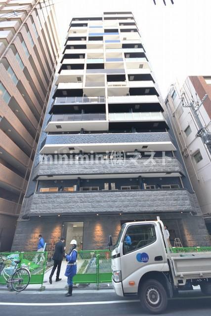 プレサンス阿波座駅前