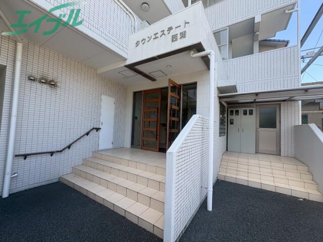 タウンエステート西浦