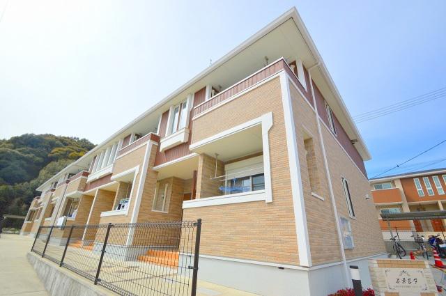 ＪＲ山陽本線 安芸中野駅 徒歩25分 2階建 築10年