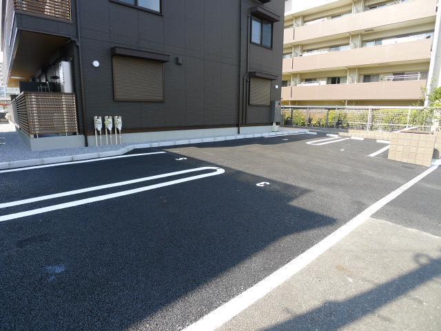 つくばエクスプレス 南流山駅 徒歩11分 3階建 築2年