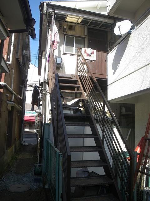 ハイツ石塚