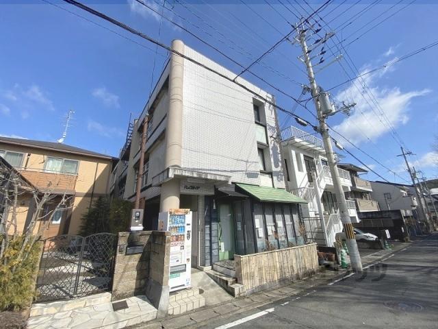 パークサイド(1K/1階)