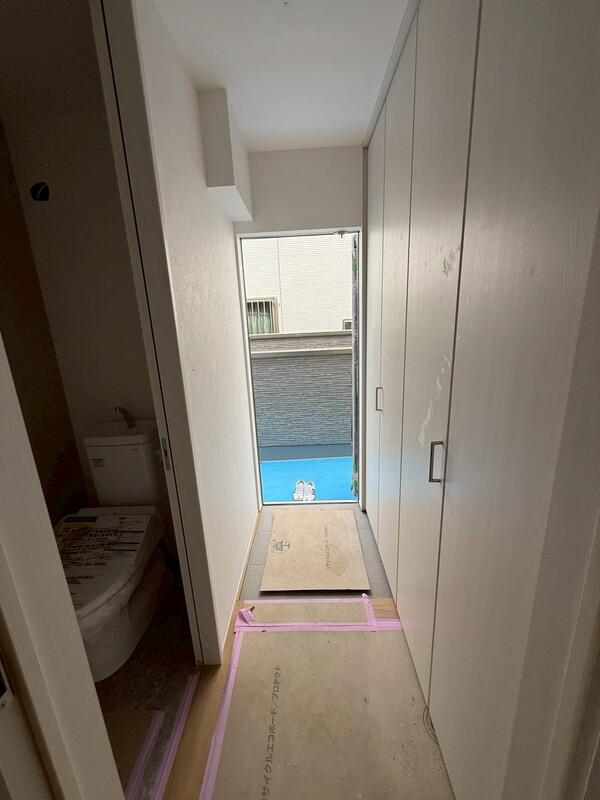 アンフィル中央