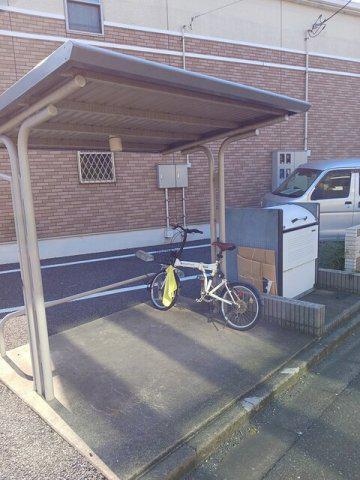 ノドル J