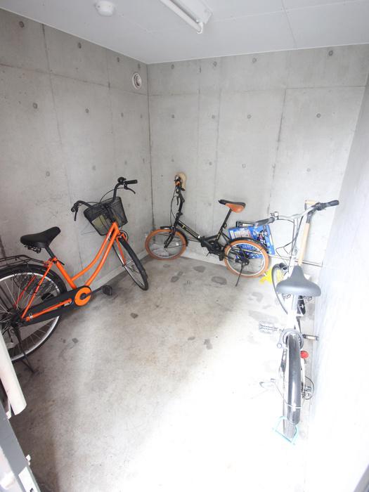 ローヤルハイツ水車町
