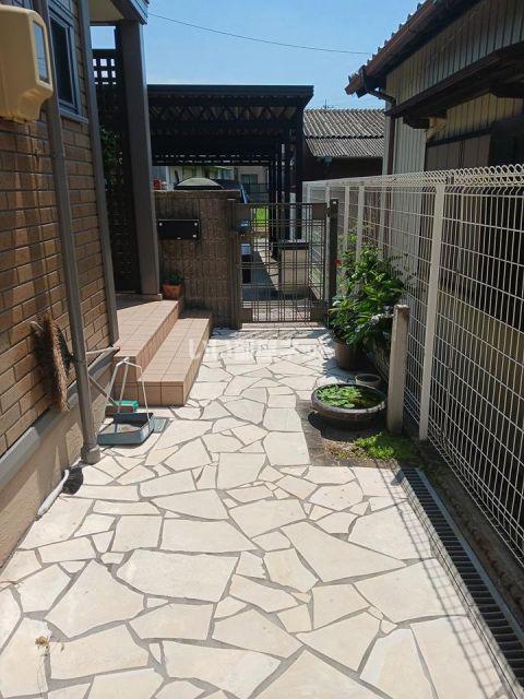 大府市半月町