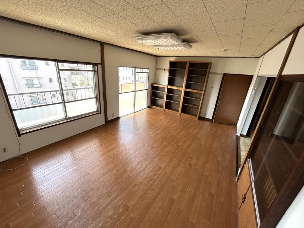 西大寺7号棟