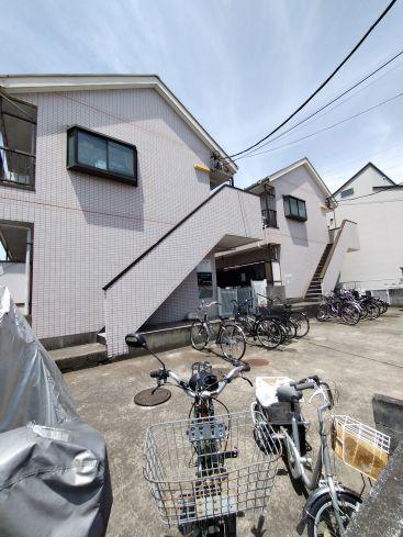 シャルマン氷川
