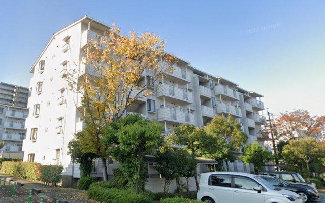 いぶき野3丁目8号棟