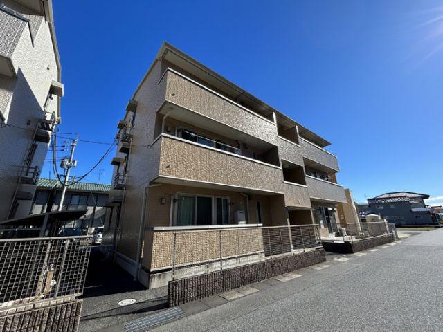 リビングタウン両三柳A棟