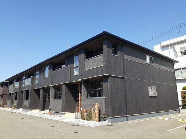 和歌山県和歌山市 2階建 築8年