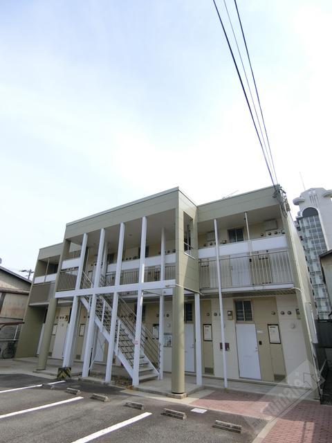 レオパレスティーダ