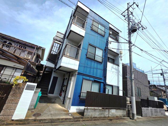 エイティーンハイツ
