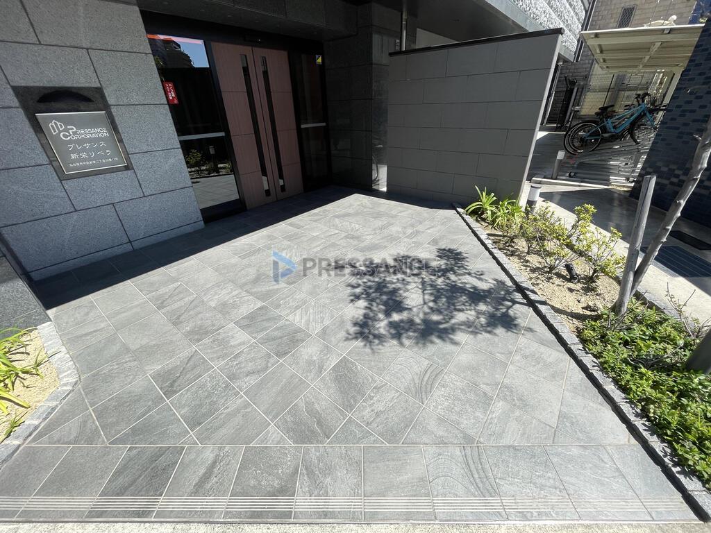プレサンス新栄リベラ