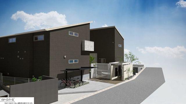 BLOOM COURT