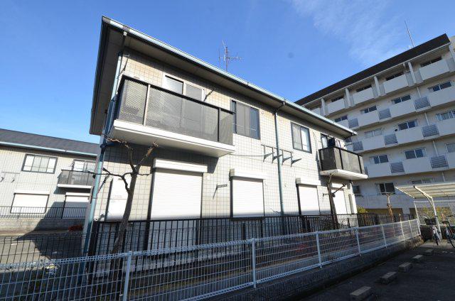 ラークヒルズ 弐番館(2DK/1階)
