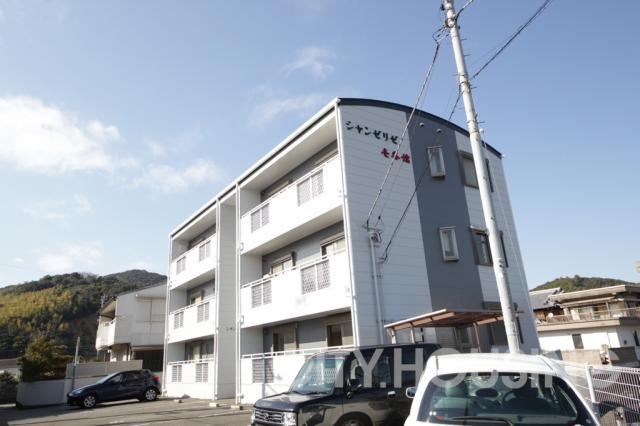 シャンゼリゼ壱番館