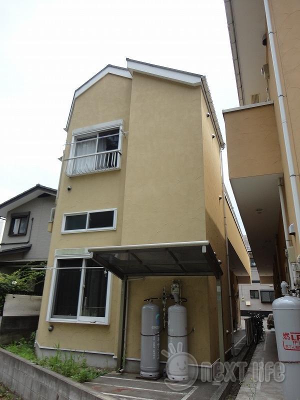 ロッシェル北里Ⅱ号棟