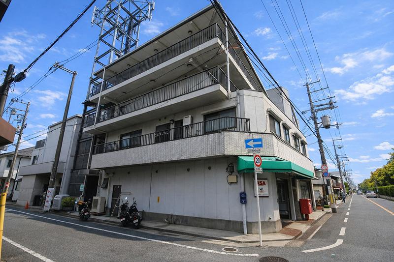 アカイマンション