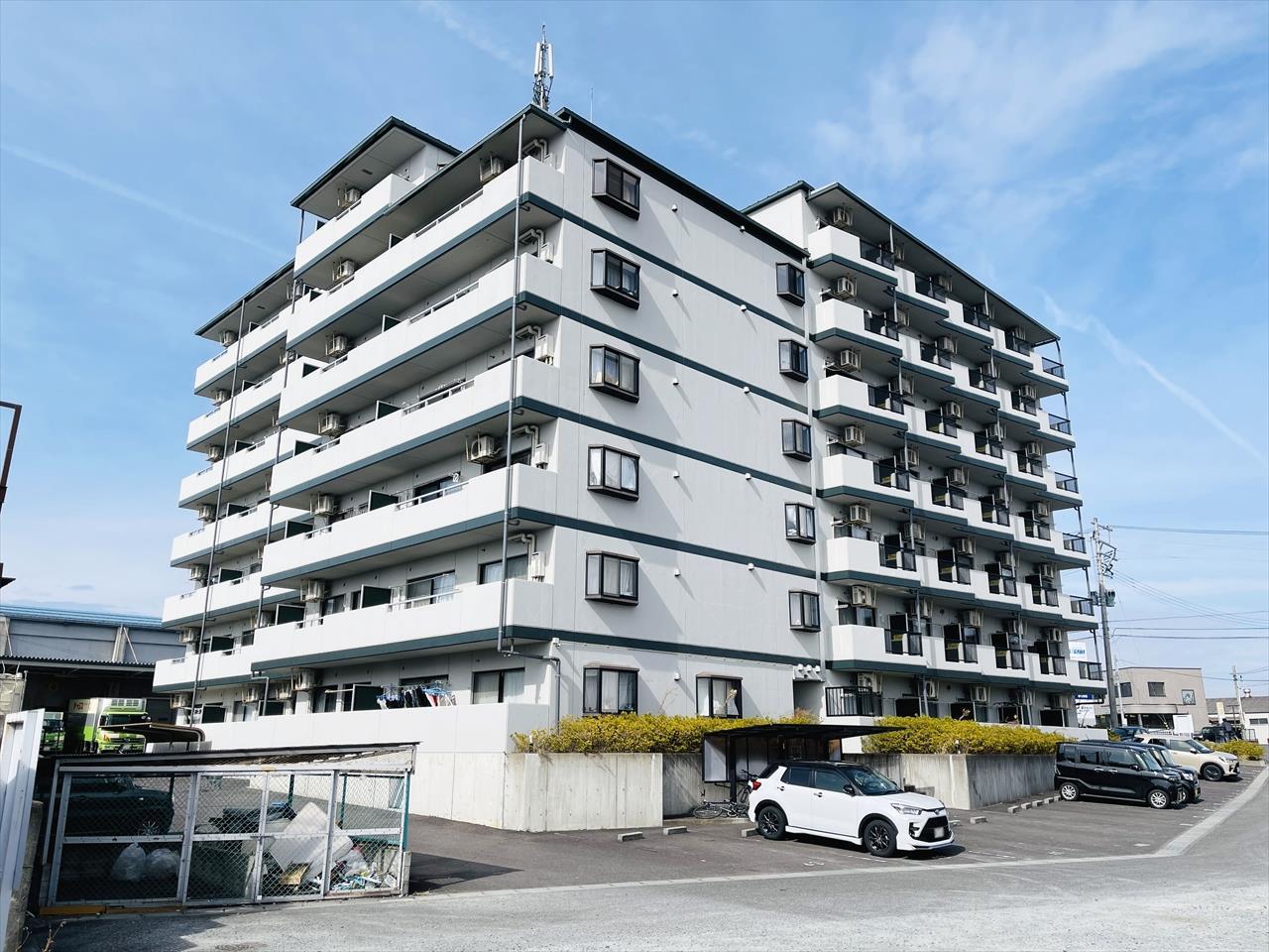 サンスクエア深田台 A棟(2DK/1階)