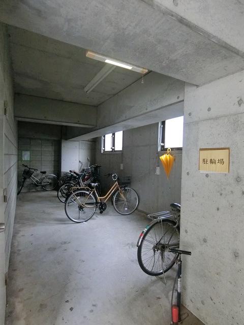 第61川辺ビル
