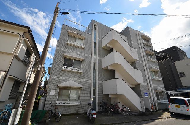 ビッグバーンズマンション東谷山(ワンルーム/3階)の外観写真