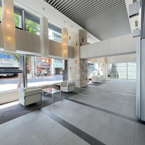 THE SAKAE RESIDENCE