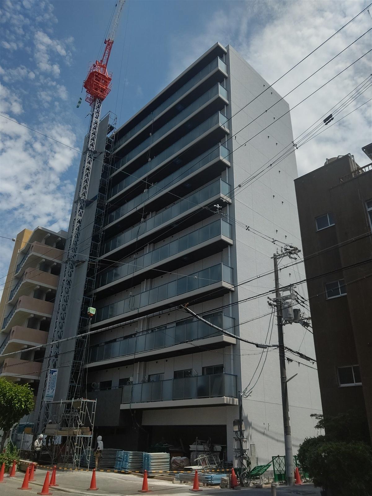 THE RESIDENCE H