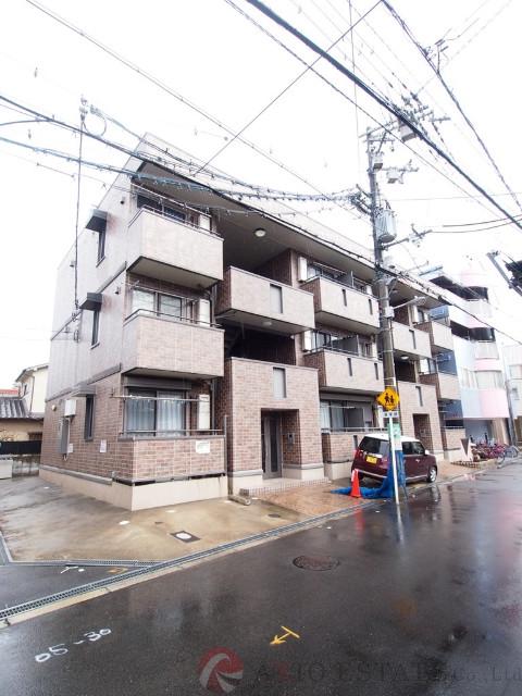 RED HOUSE ウエスト