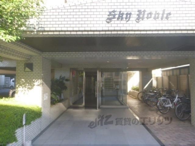 スカイノブレ京都四条大宮(1K/3階)の外観写真