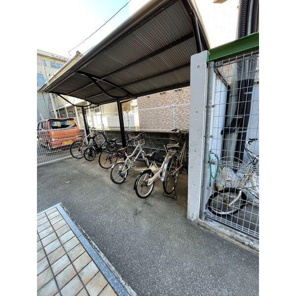 ビュークレスト平尾南