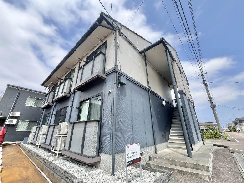 シャルマン城東 I