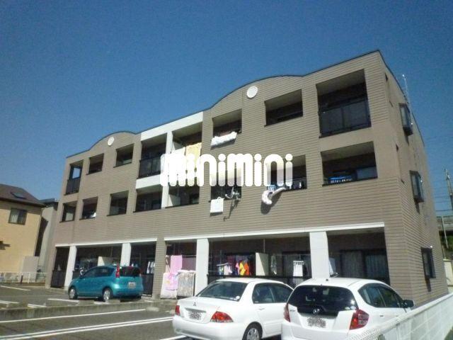 ラフィーネ美術館前