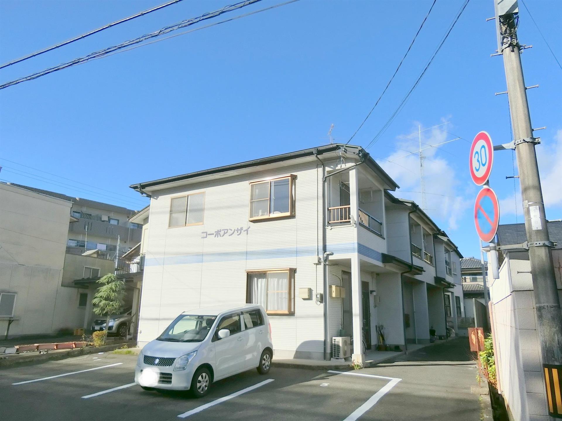 コーポアンザイ