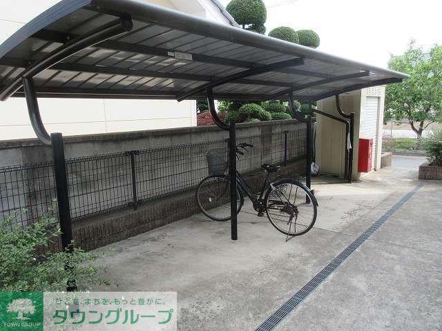 レオパレスひばり野