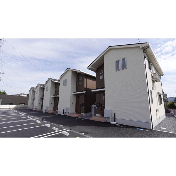 THREE ABOVE 誠和