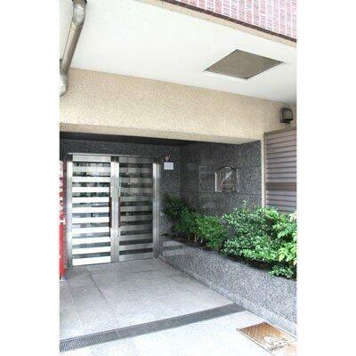 プレールドゥーク新宿御苑