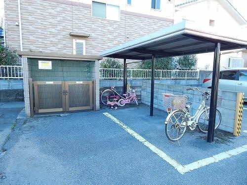 アーバン森町A
