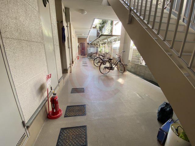 ミッドウエスト小阪
