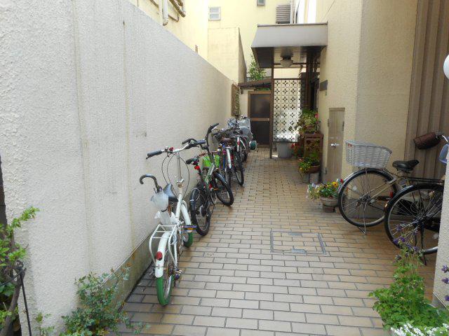 メゾンドール川上