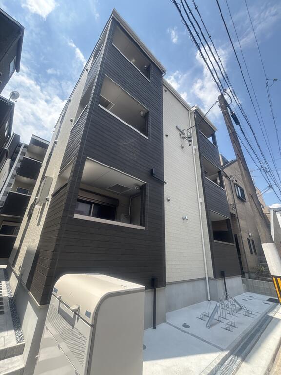 地下鉄鶴舞線 川名駅 徒歩3分  築1年