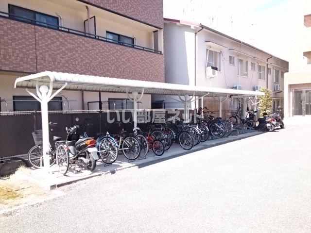 ディアコート小曽根